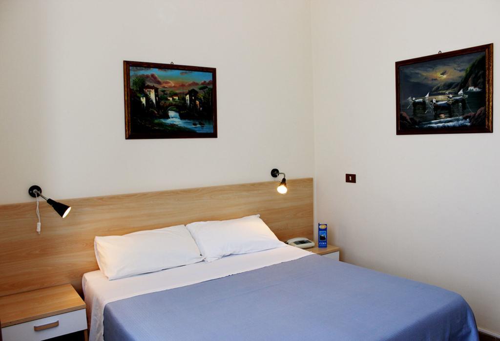 Nuovo Hotel Faro Капо-д'Орландо Екстер'єр фото